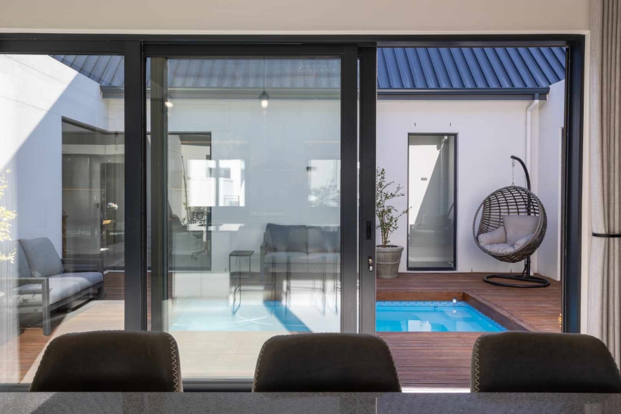 5 Bedroom Property for Sale in Val De Vie Estate Western Cape